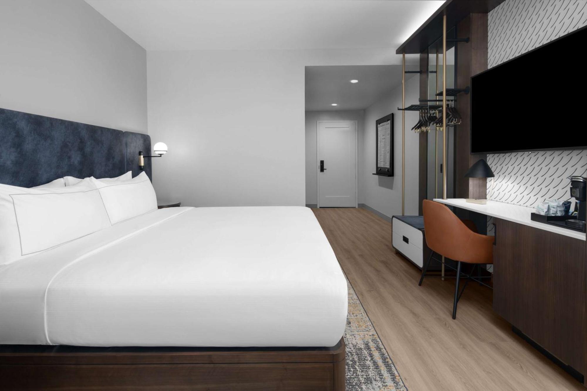 Hotel West & Main Conshohocken, Tapestry Collection Hilton Экстерьер фото