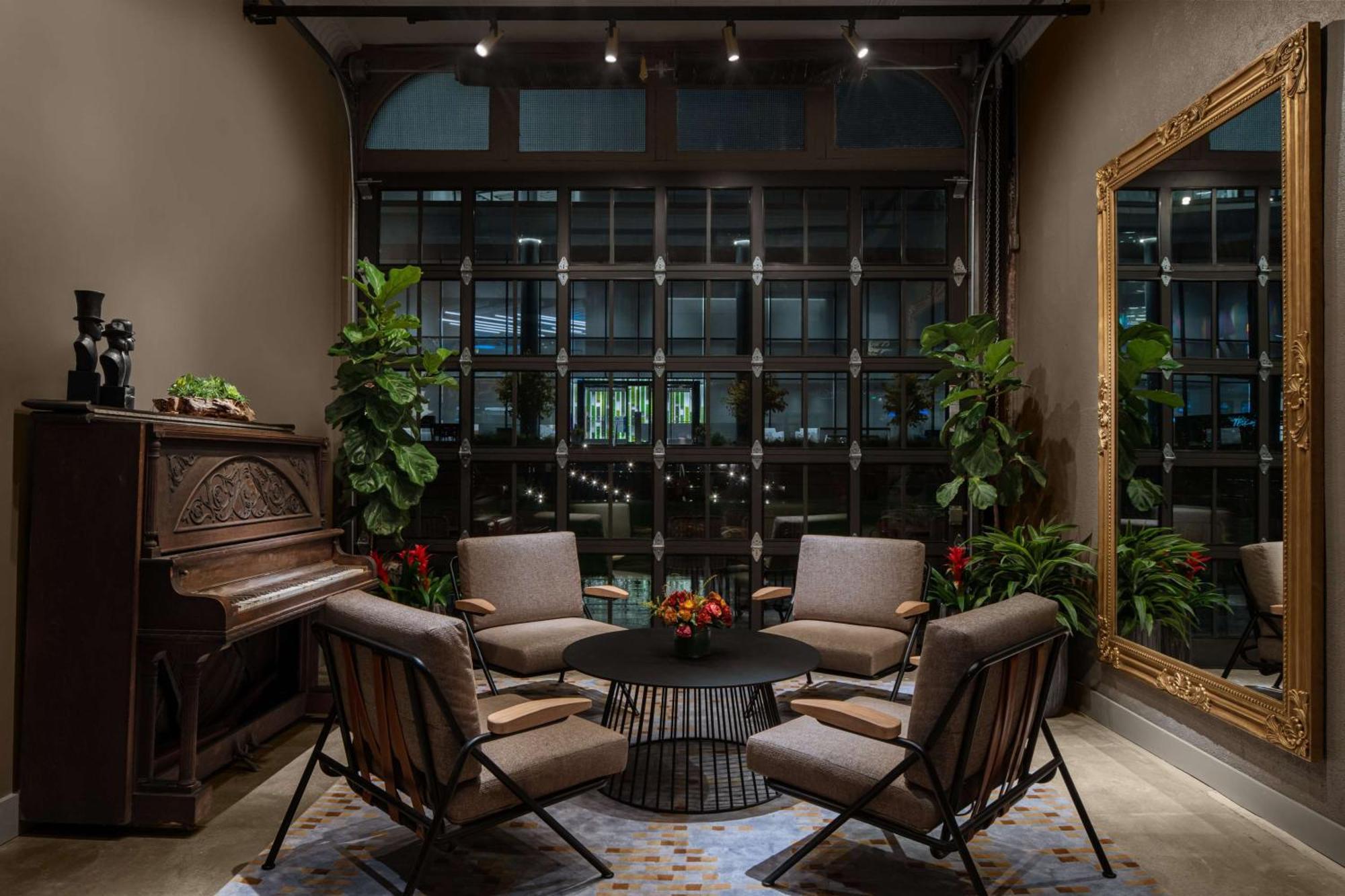 Hotel West & Main Conshohocken, Tapestry Collection Hilton Экстерьер фото